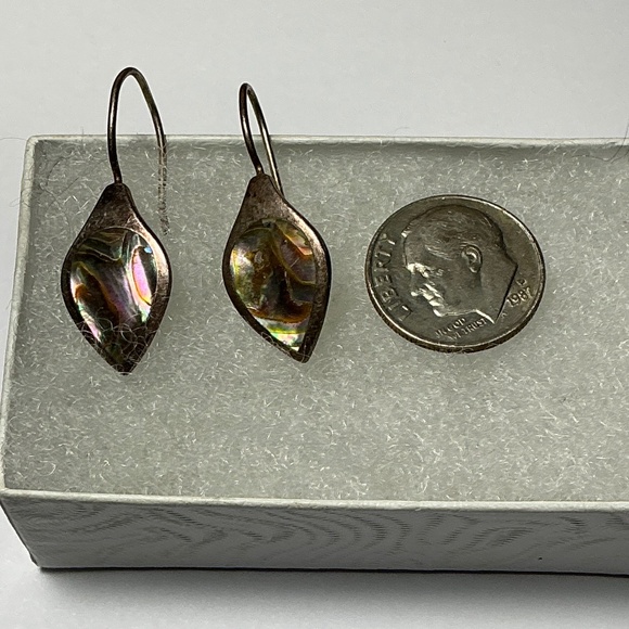Sterling Silver Abalone Shell Drop Earrings. 1.25 inches long - Picture 4 of 7